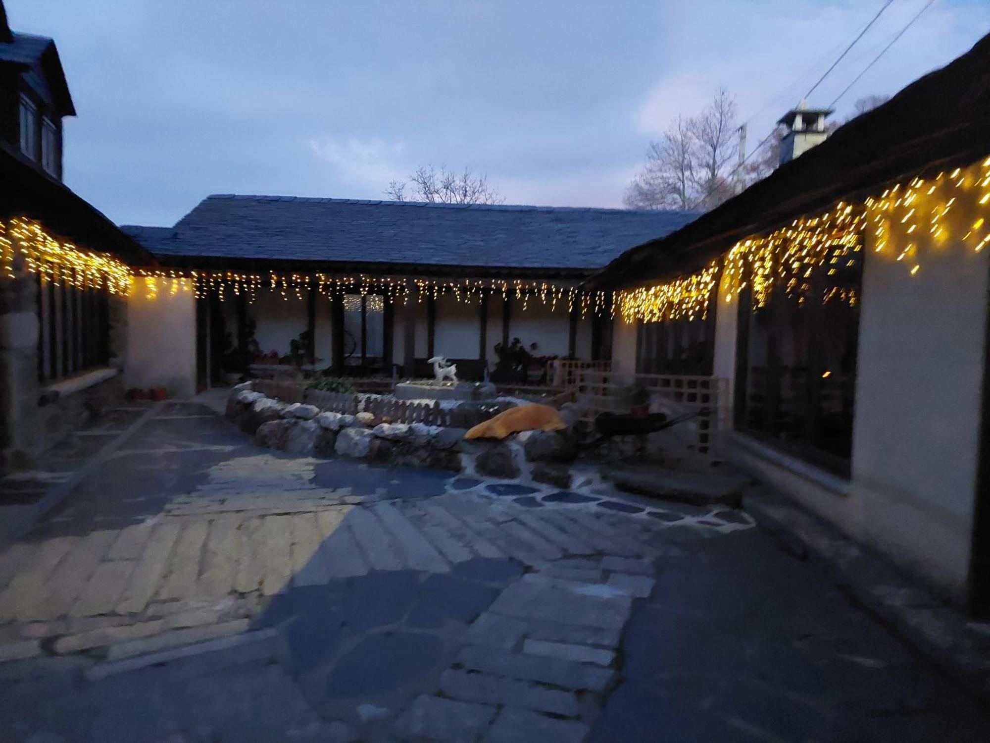 Casa Del Cura Pensionat Rozas Exteriör bild